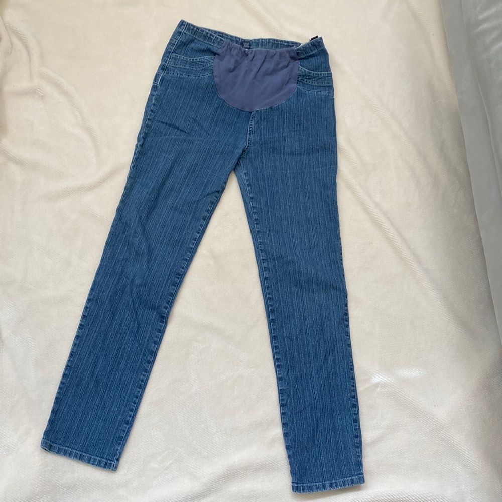 Maternity jeans size 30